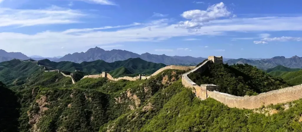 Destinations for Your Trip to China: 2 Classic Itineraries Great Wall