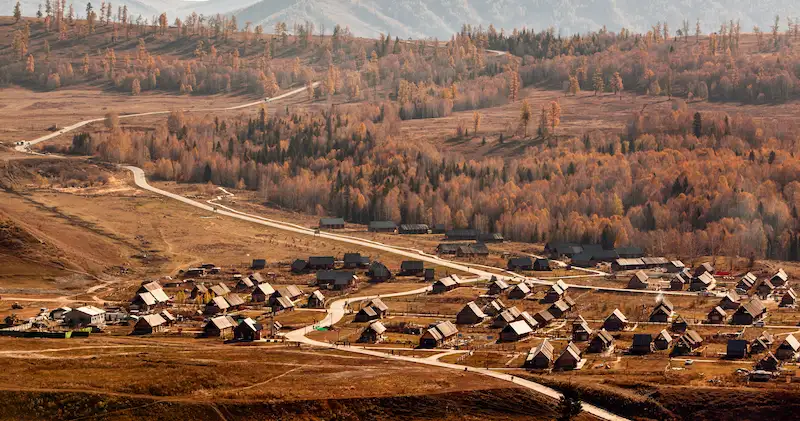 Travel Guide to Northern Xinjiang baihaba autumn view 1