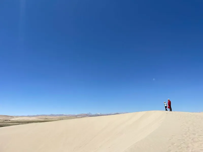 Travel Guide to Tibet sand dunes tibet paryang