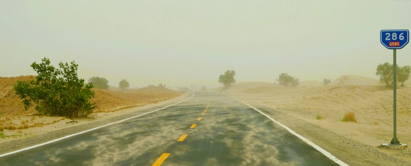 Travel Guide to Southern Xinjiang sand storm taklaman
