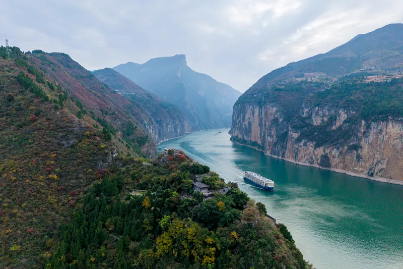 The Top Three Luxury Family Cruises on China’s Yangtze River (2026 Edition) yangtze river cruise