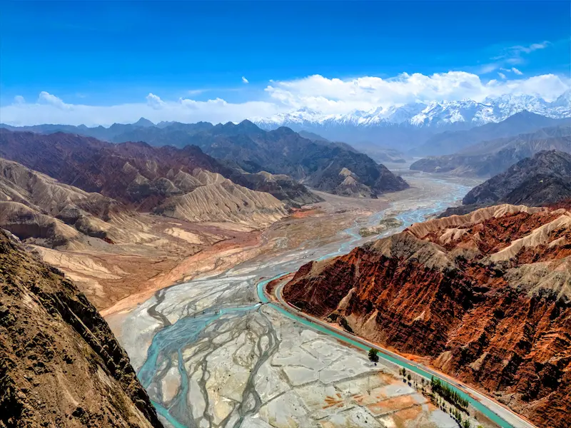 Tashkurgan & South Xinjiang Tour: Echoes of Ancient Caravans Tianshan Mysterious Grand Canyon
