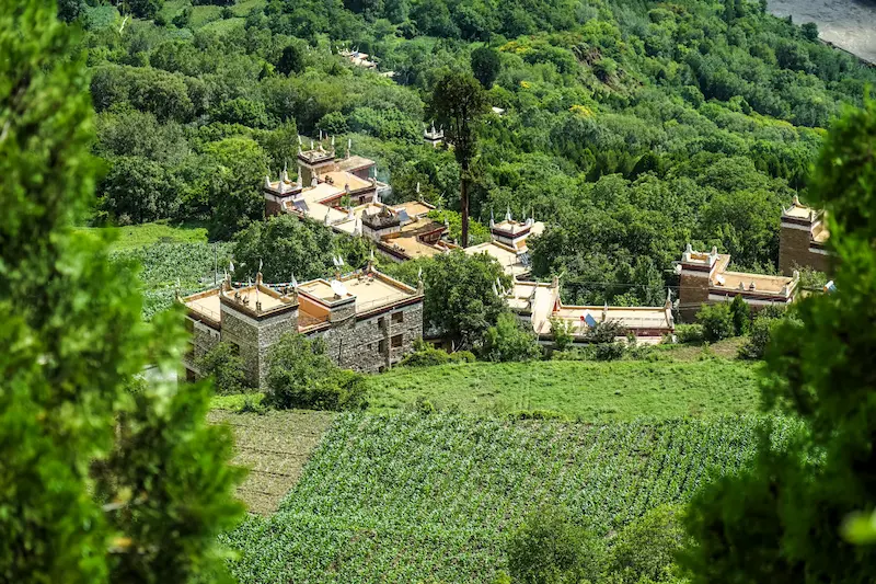 Mount Gongga & G318: The Untamed Frontier jiaju village