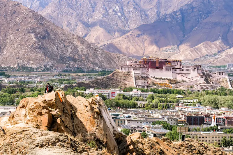 Travel Guide to Tibet lhasa view
