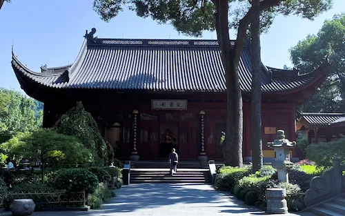 Exclusive Package Tour To Shanghai & Beyond! temple hangzhou 1