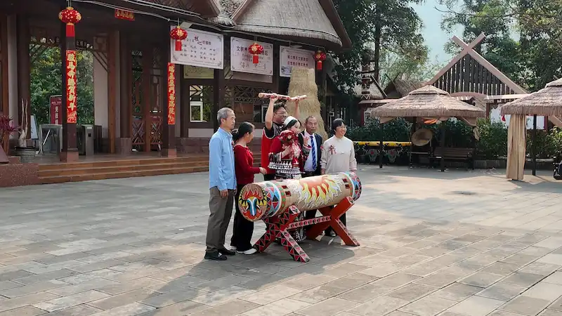 Viaggio a Longmoye: Dove Gli Spiriti si Adunano longmoye2 1