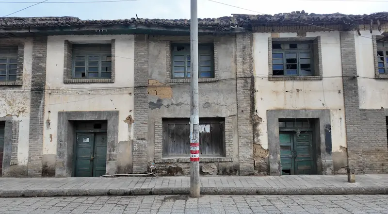 Tra le Vie di Zhiziluo: la Città Fantasma nella Gola del Nujiang Zhiziluo 2