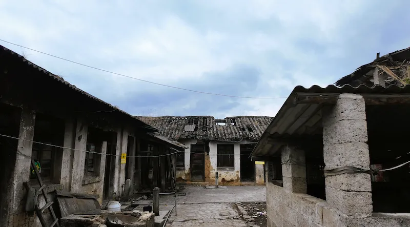 Tra le Vie di Zhiziluo: la Città Fantasma nella Gola del Nujiang Zhiziluo 6