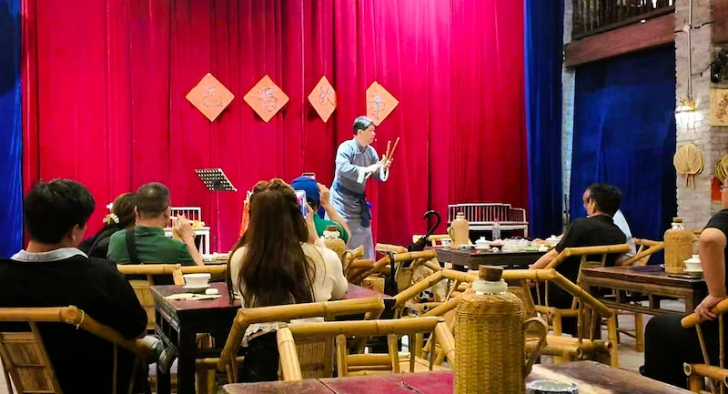 Chongqing: What to Visit | Part 2 chongqing teahouse performance