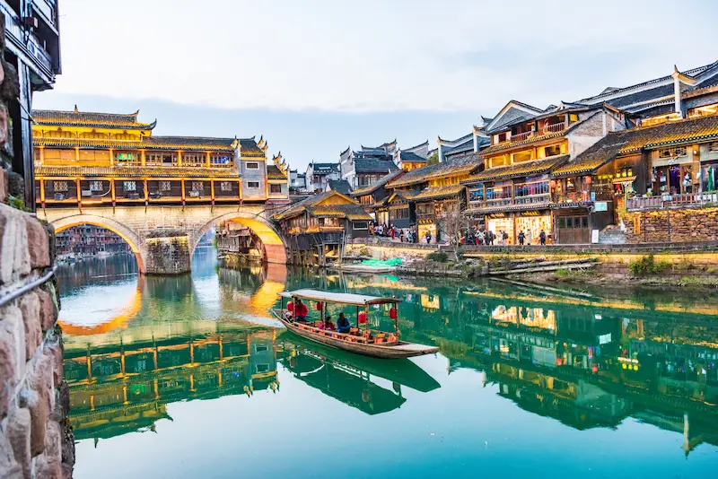 Fenghuang Travel Guide: The City of the Phoenix Hongqiao Bridge in Fenghuang
